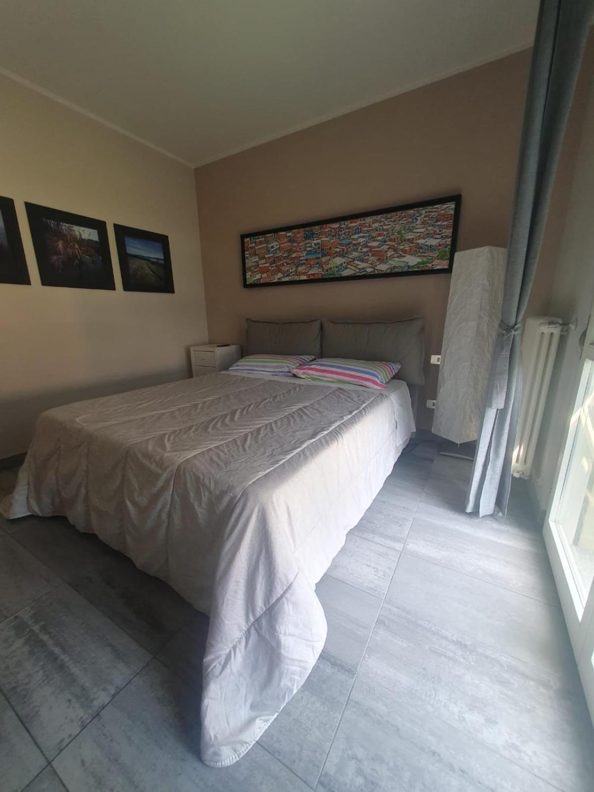 Casa Vacanze Matilde Gavirate Ngoại thất bức ảnh